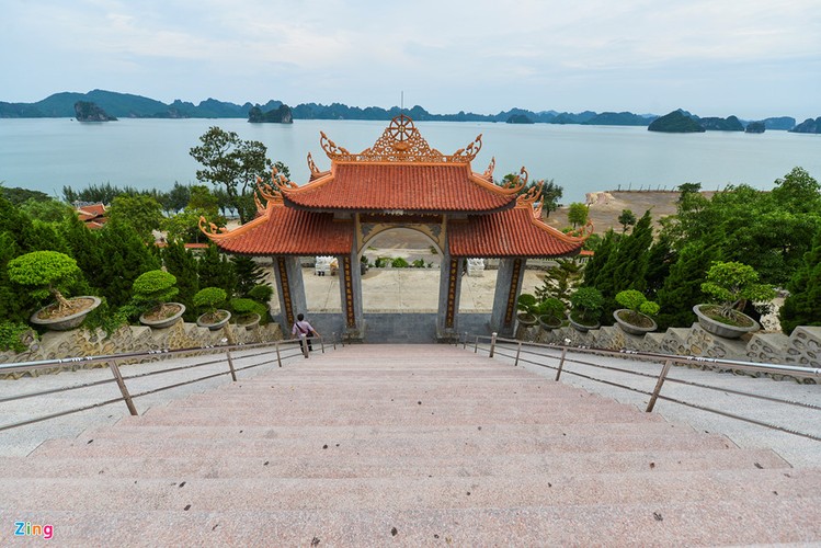 Chiem nguong ngoi chua ven bien dep nhat Quang Ninh-Hinh-10