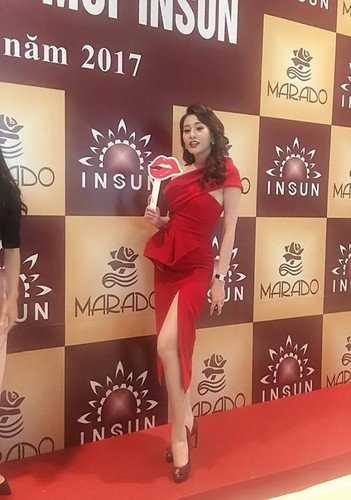 Gu thời trang quyến rũ của “Quỳnh búp bê” ngoài đời thường - Hình 7 Gu thoi trang quyen ru cua “Quynh bup be” ngoai doi thuong-Hinh-7