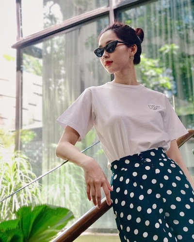 Gu thời trang đẹp hút hồn của Hoa Hậu Thu Thảo sau sinh con - Hình 4 Gu thoi trang dep hut hon cua Hoa Hau Thu Thao sau sinh con-Hinh-4