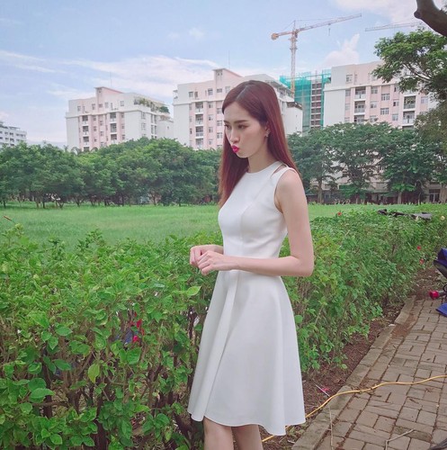 Gu thời trang đẹp hút hồn của Hoa Hậu Thu Thảo sau sinh con - Hình 7 Gu thoi trang dep hut hon cua Hoa Hau Thu Thao sau sinh con-Hinh-7