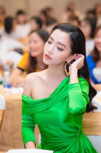 Học hỏi phương pháp giảm cân cực đơn giản của Bích Phương - Hình 8 Hoc hoi phuong phap giam can cuc don gian cua Bich Phuong-Hinh-8
