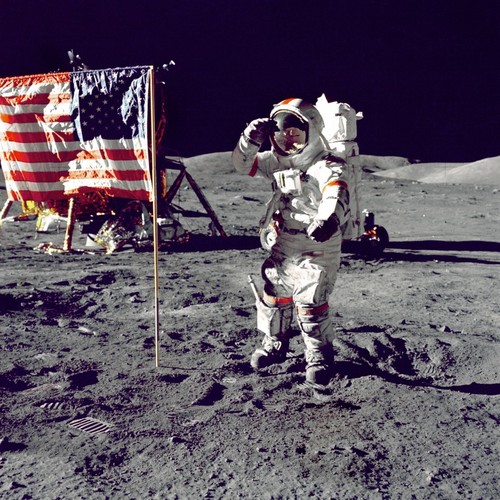 Nhiều người tin rằng phi hành gia người Mỹ chưa bao giờ đặt chân lên Mặt trăng. (Ảnh: Internet)