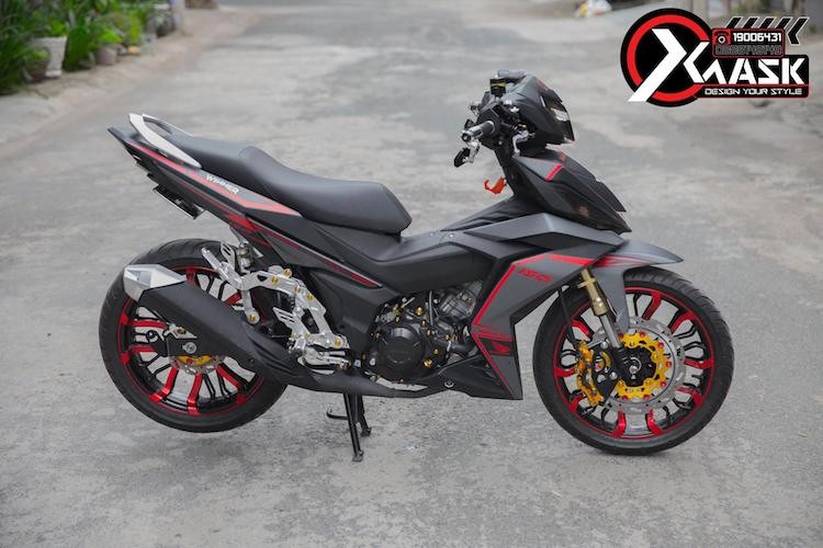 Honda Winner độ kiểng tem trùm cực ngầu tại Sài Gòn