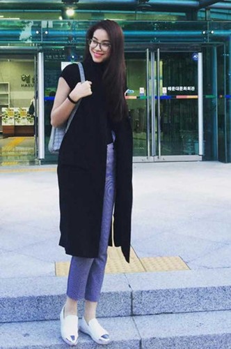 "Học lỏm" cách chọn cardigan để mặc mùa thu như sao Việt - Hình 10