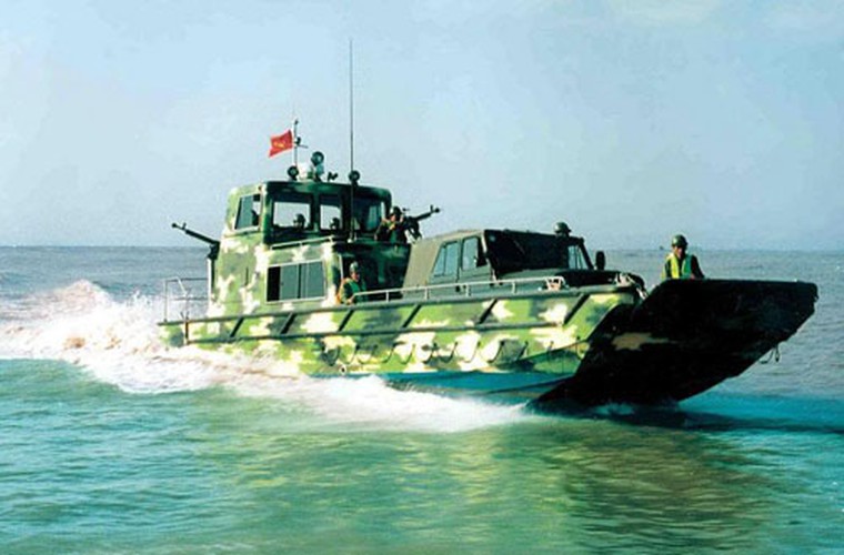 Sức mạnh Hải quân Việt Nam Đội tàu đổ bộ chiến lợi phẩm từ Mỹ