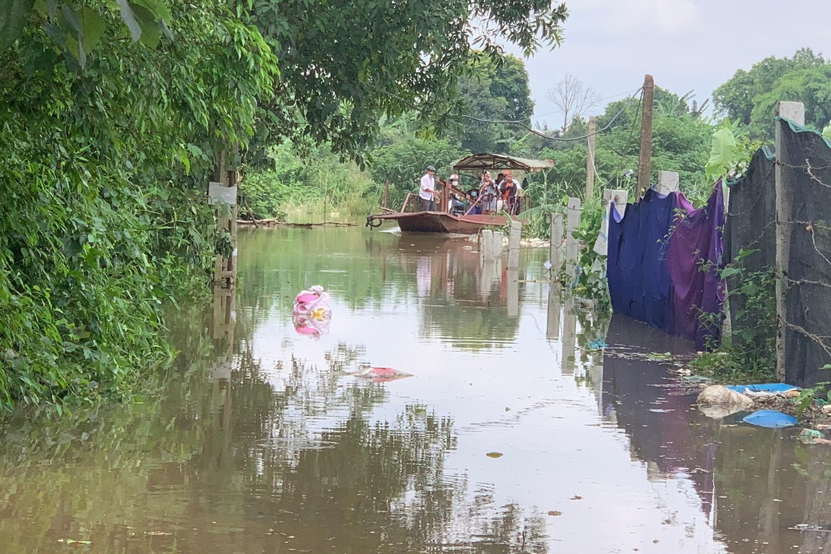 Thuy dien Hoa Binh xa lu, bai giua song Hong ngap sau-Hinh-10