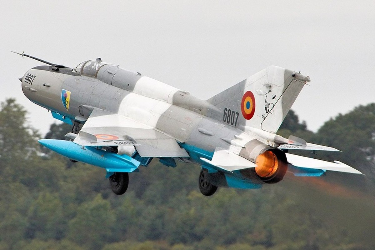 Vi sao tiem kich MiG-21 cuc ky nguy hiem khi duoc hoan cai thanh UAV cam tu?-Hinh-10
