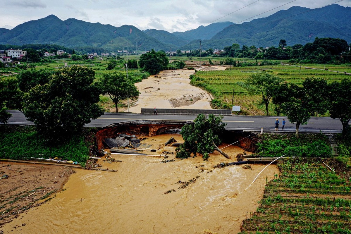 View - 	Toàn cảnh lũ lụt hạn hán nghiêm trọng ở Trung Quốc
