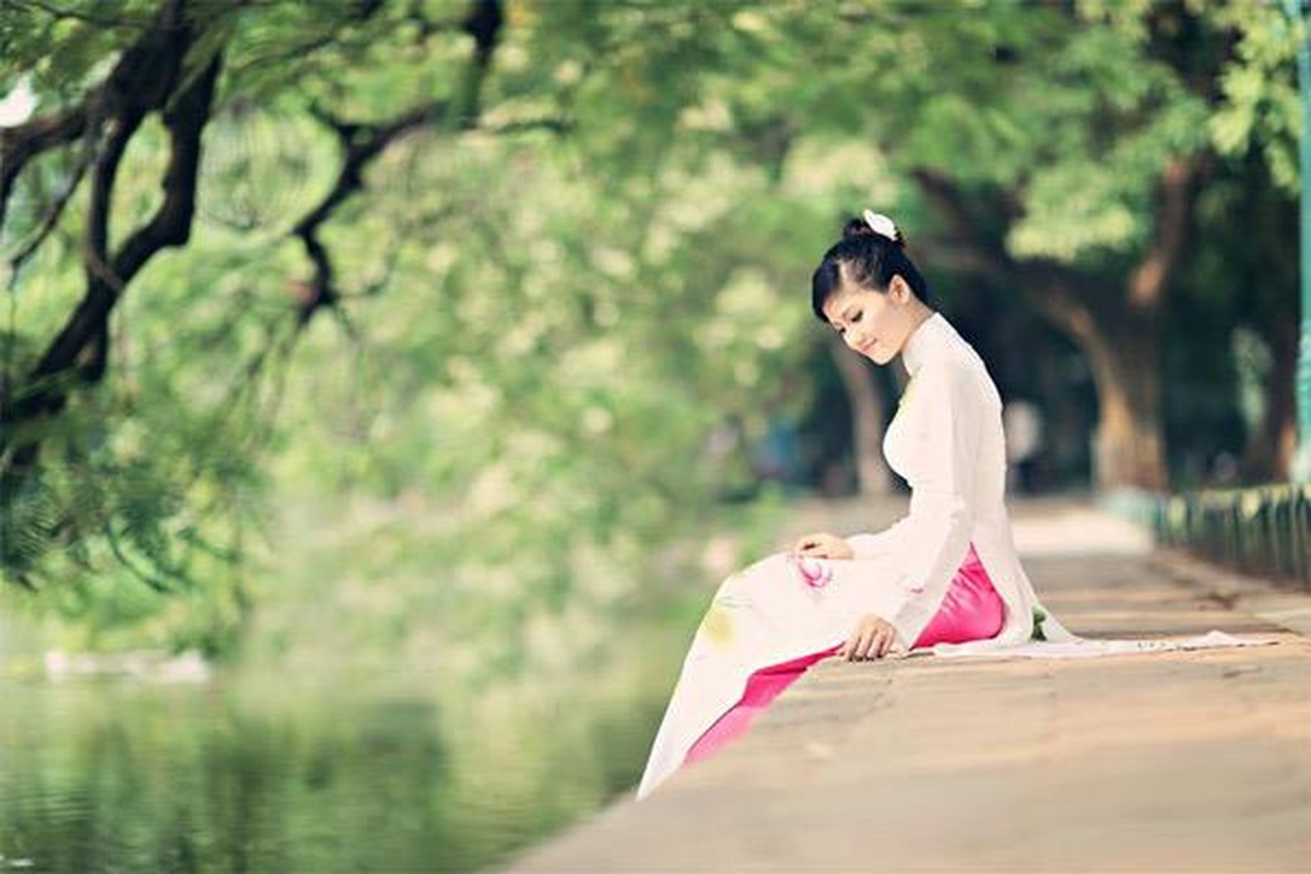 Thieu nu Viet nuot na trong ta ao dai (12)-Hinh-4