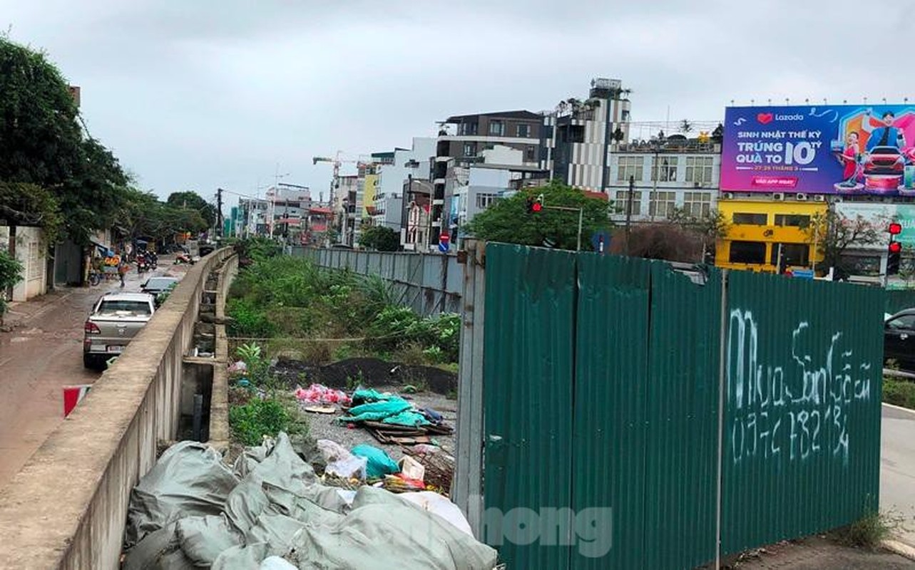 Cong truong thi cong 'bet bat' o du an giao thong cap bach Ha Noi-Hinh-10