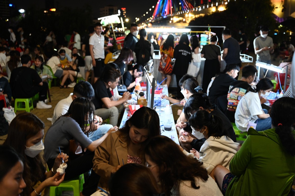 'Hot trend' to tuong duoi chan cau quay song Han hut gioi tre-Hinh-2