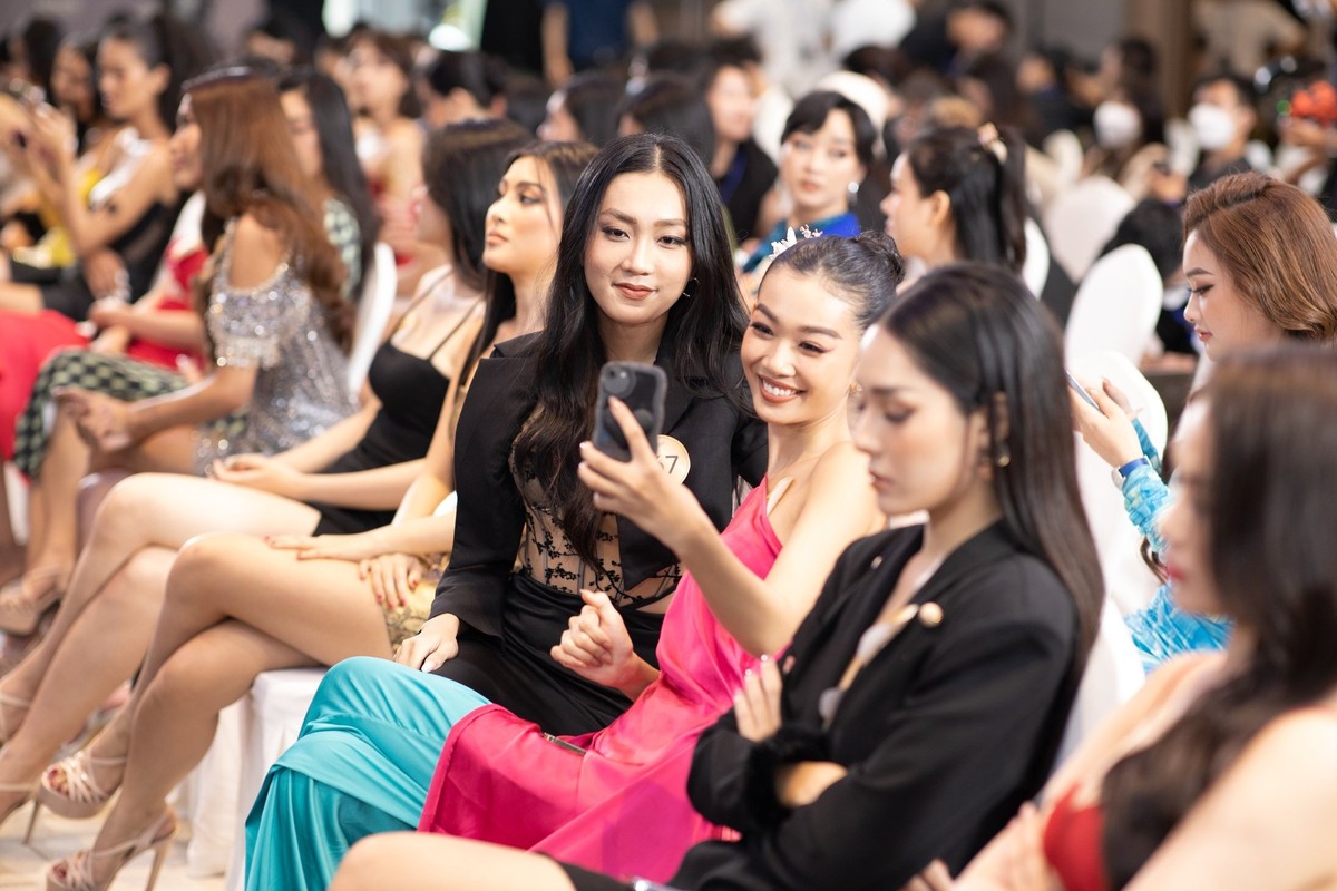 Nhan sac thi sinh khoc vi bi loai o Miss Grand Vietnam 2022-Hinh-2