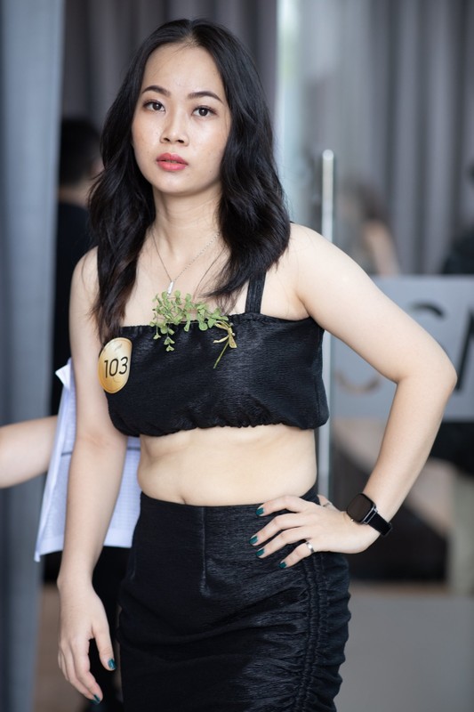 Nhan sac thi sinh khoc vi bi loai o Miss Grand Vietnam 2022