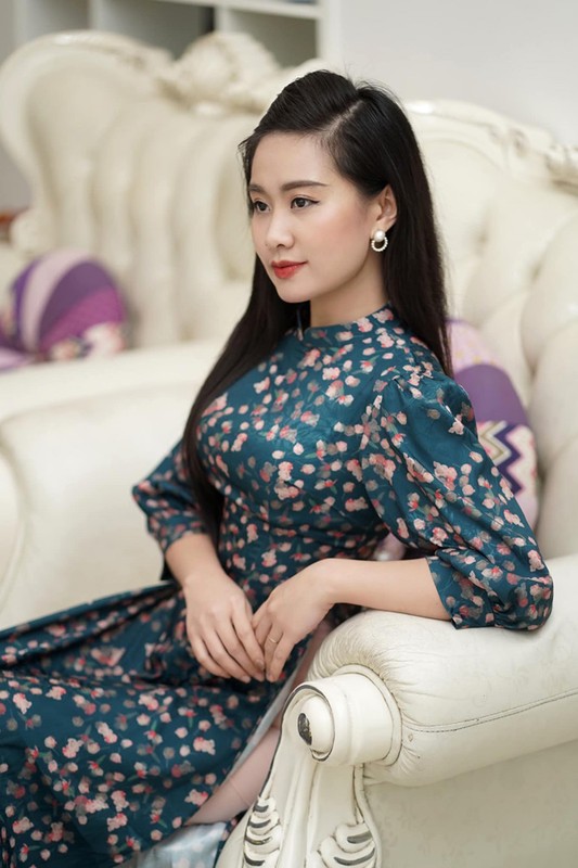 Nu giang vien xu Nghe lam me 2 con van xinh dep non na-Hinh-5