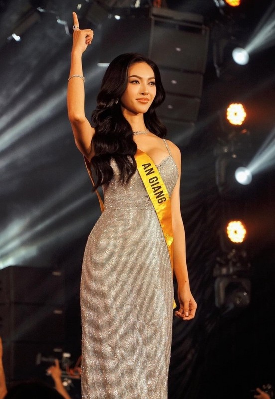 View - 	Nữ trưởng phòng thi Miss Grand Vietnam 2024 là ai