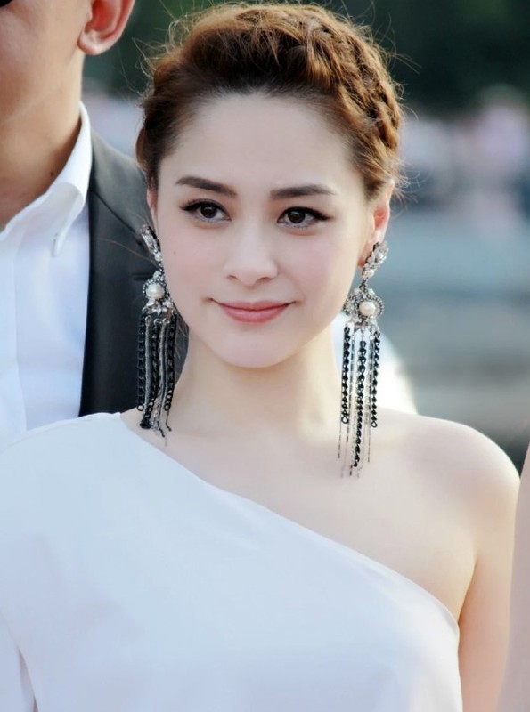 The eventful life of the top beauty of Chinese showbiz - Picture - 5