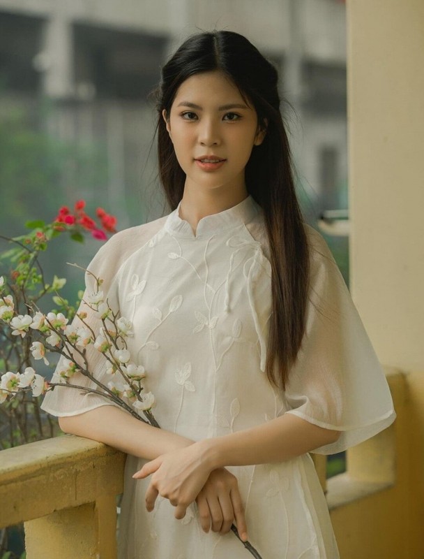 View - 	Nữ sinh xinh đẹp giỏi võ gây chú ý ở Miss Grand Vietnam 2024