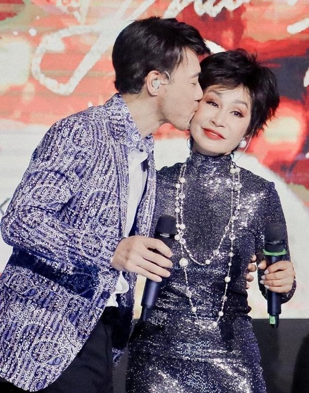 Young and beautiful singer Khanh Ha, happily married at the age of 72-Picture-4