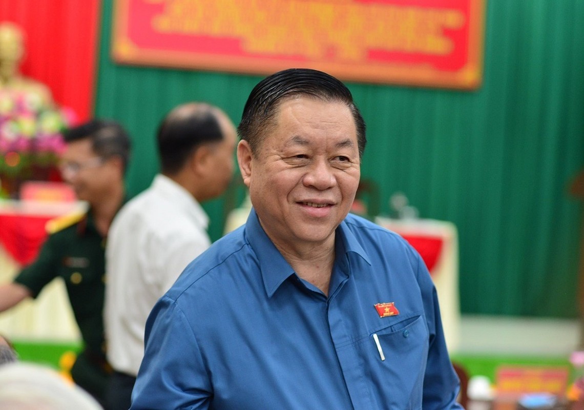 Ong Nguyen Trong Nghia duoc 100% cu tri tin nhiem ung cu DBQH
