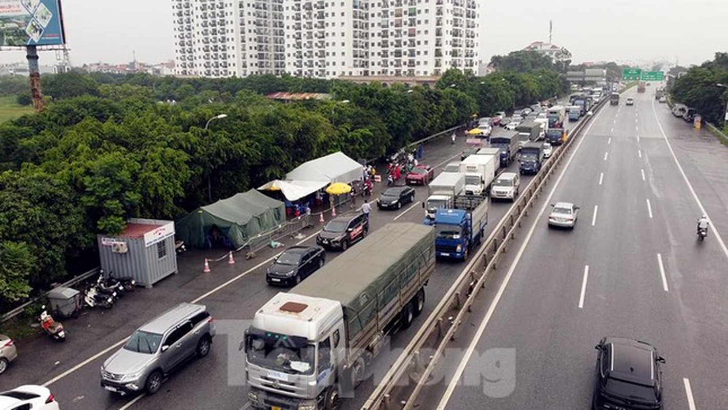 Giao thong cua ngo Thu do ra sao sau gan mot tuan noi gian cach xa hoi?-Hinh-3