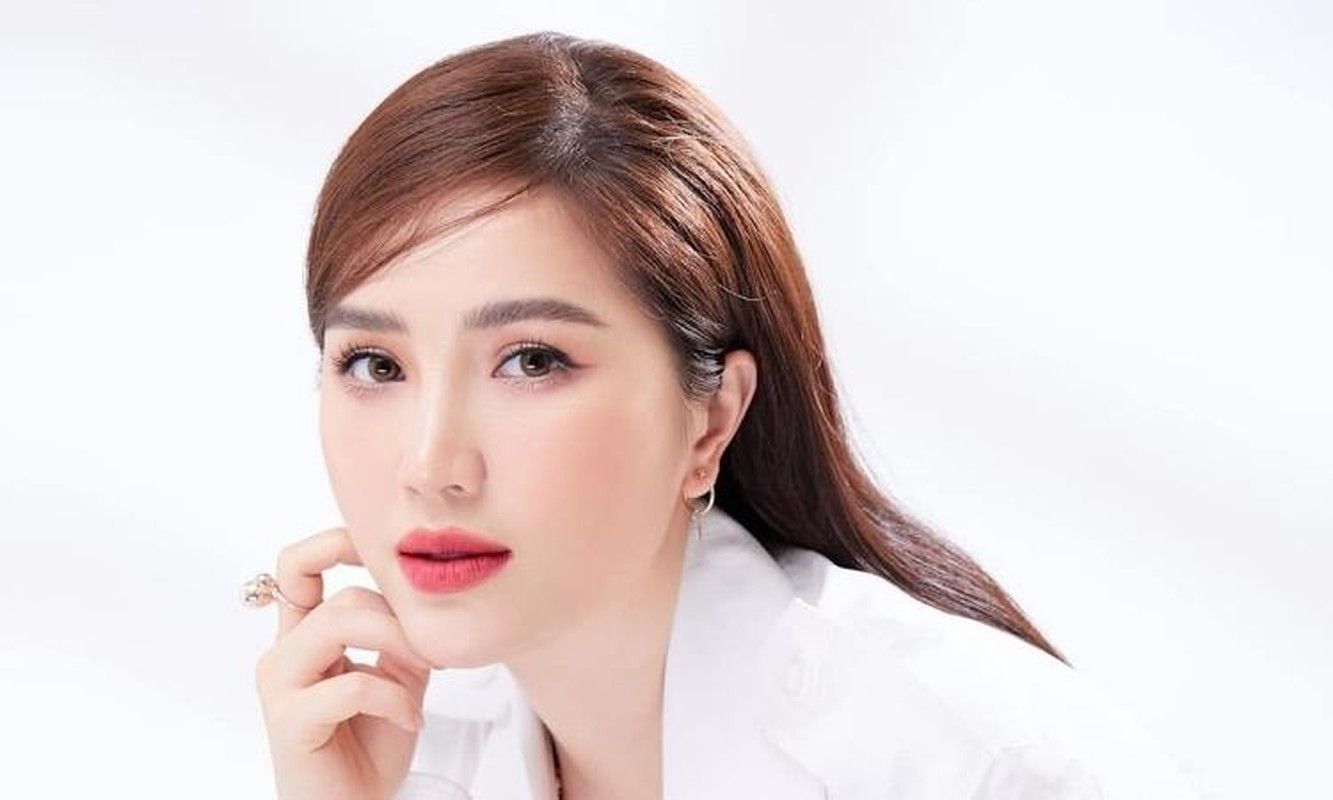 Dong Nhi va loat sao Viet 'dop chat', fan lon ruot quay lung-Hinh-9