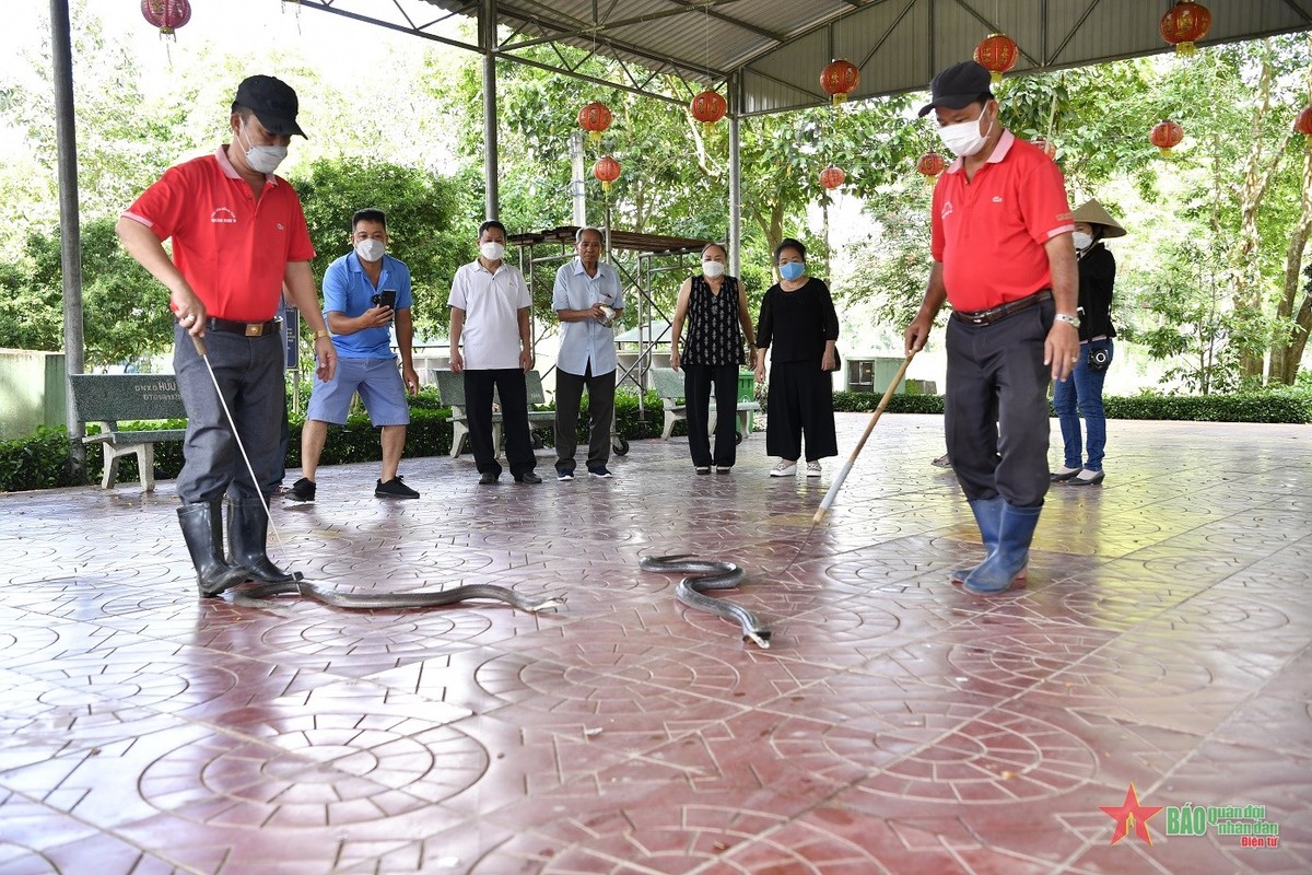 Cac chien si “bao mau” o Trai ran Dong Tam, Quan khu 9-Hinh-11