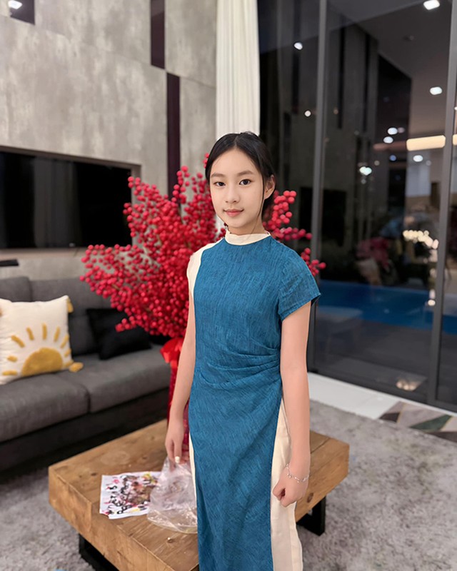 View - 	Con gái 12 tuổi của Lý Hải Minh Hà thừa hưởng nét đẹp từ mẹ