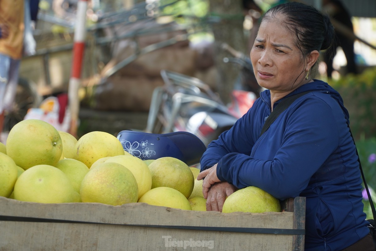 Tap nap phien cho duoc nhuom bang mau vang buoi chin o Ha Tinh-Hinh-7