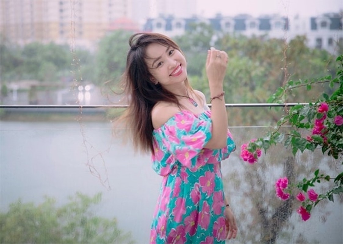 MC Thanh Van Hugo xinh dep qua ong kinh chong dai gia-Hinh-6