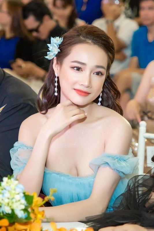 Dien vien Nha Phuong hiem hoi mac ho bao, co lan lo noi y-Hinh-3