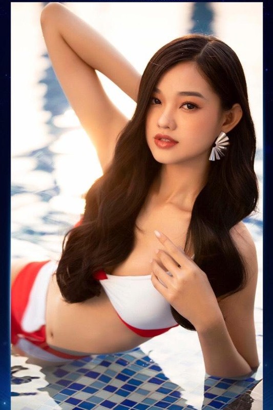 Ve dep trong treo cua nu sinh co ten la nhat Miss World Vietnam-Hinh-12