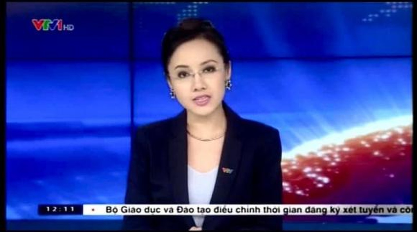 BTV Hoai Anh the nao sau nua nam dung dan Ban tin Thoi su 19h?-Hinh-2