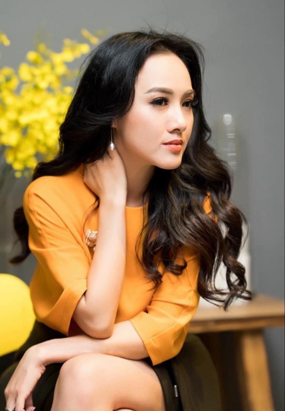 Diva Hong Nhung hiem hoi dang anh ben ban trai Tay-Hinh-2