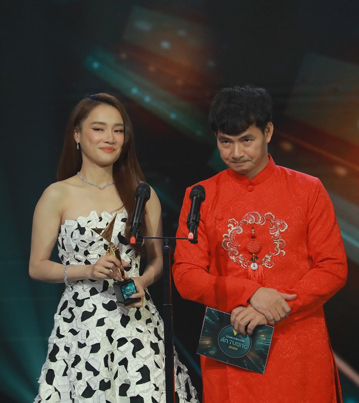Nhan sac khac la cua Thu Minh tai le trao giai VTV Awards 2022-Hinh-6