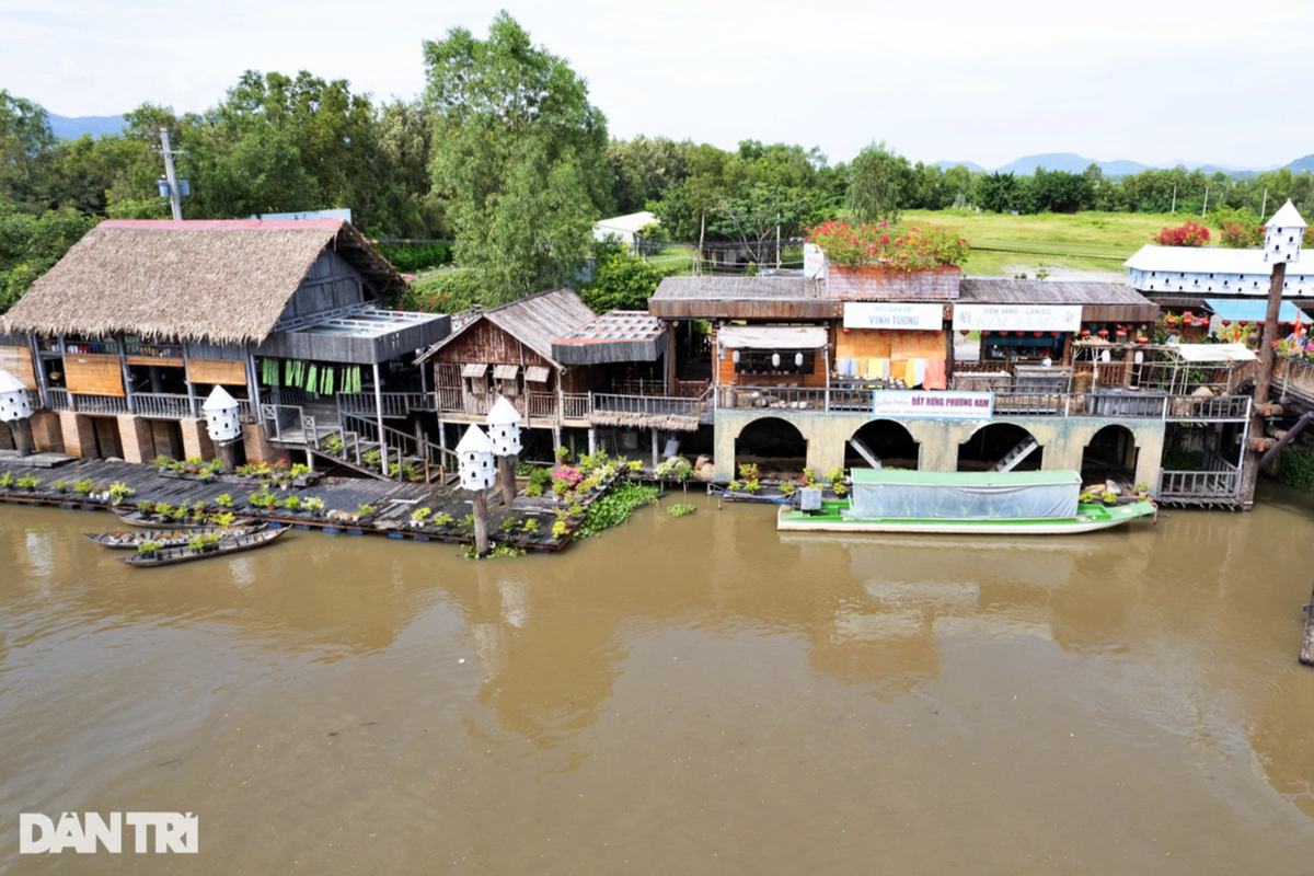 Ghe rung tram dep nhat mien Tay, noi phim “Dat rung phuong Nam” bam may-Hinh-4