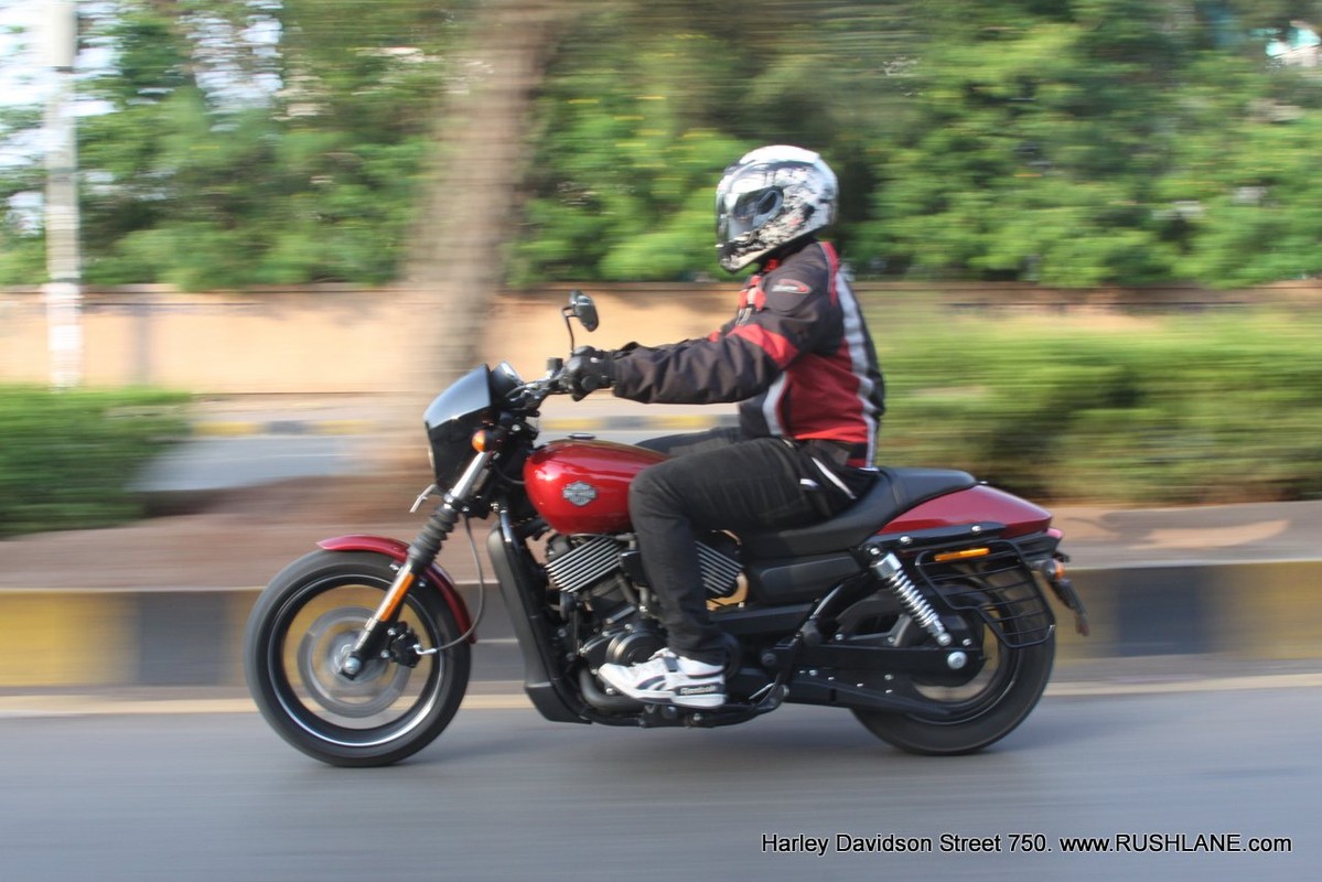 Mo to dep Harley-Davidson Street gia 299 trieu sap ve VN-Hinh-2