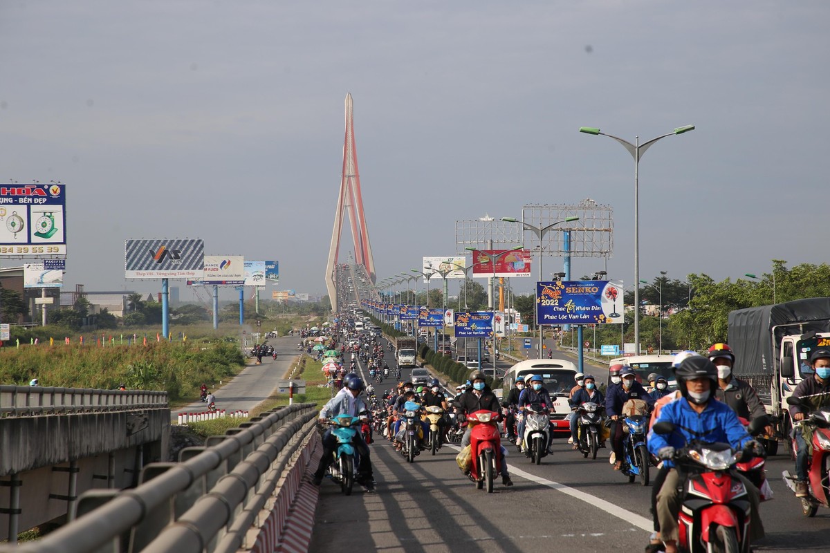 'Bien nguoi' o at ve lai TP HCM sau Tet-Hinh-2