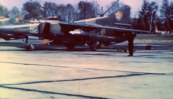 Tiem kich 'ma' MiG-23 cua Lien Xo tung lam chau Au nao loan-Hinh-9