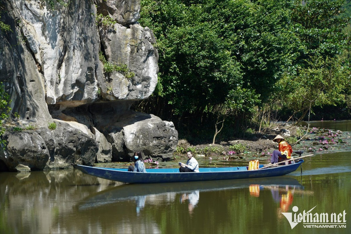 Khu danh thang giua vung dam lay dep tua 'Trang An thu nho' o Thanh Hoa-Hinh-6