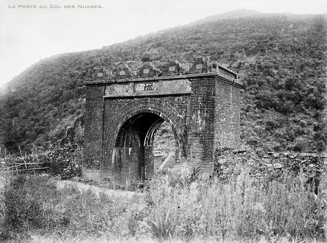 Ngam “Thien ha de nhat hung quan” sau khi duoc phuc dung-Hinh-2