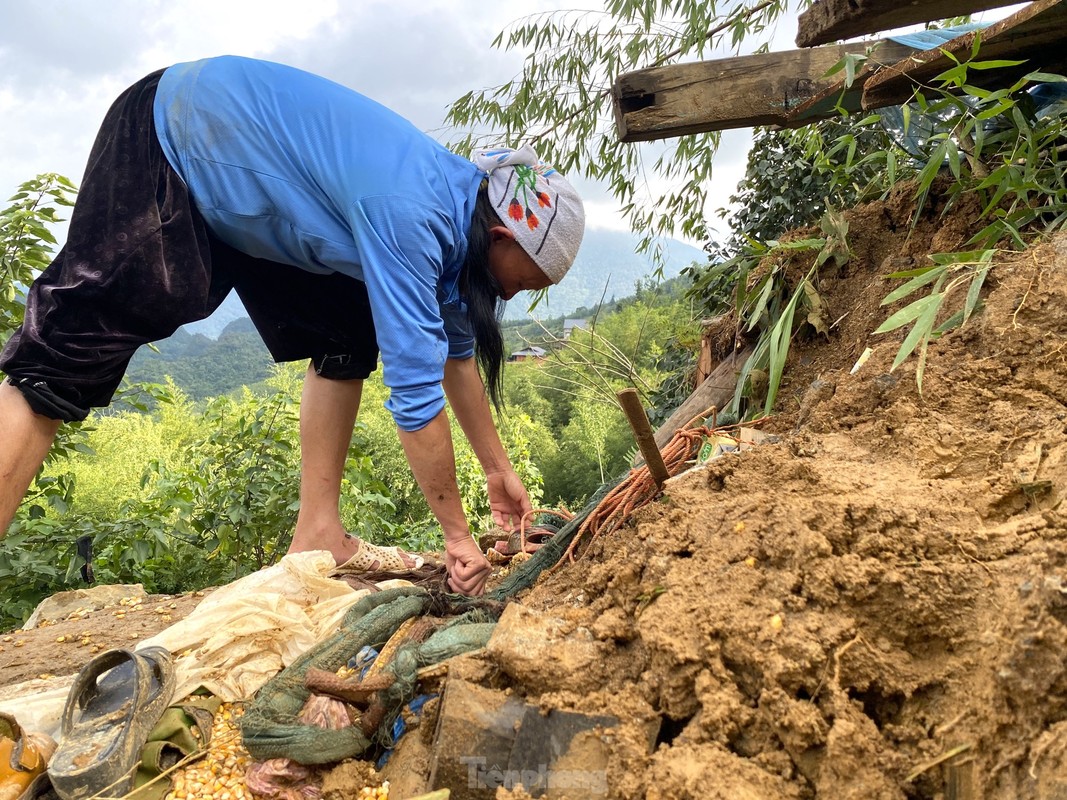 Nan nhan vu sat lo o Cao Bang: 'Chau mat, nha sap...'-Hinh-9