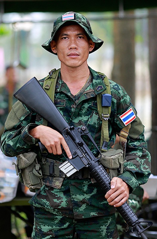 Kham pha cac loai sung o AARM-24 (2): sung truong M16-Hinh-2