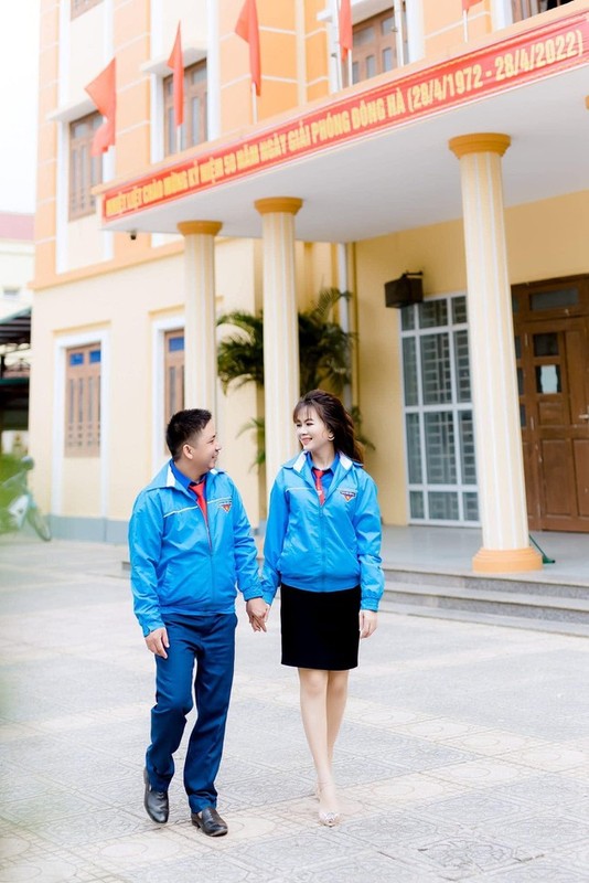 Doc dao anh cuoi nhuom sac xanh thanh nien cua cap doi Bi thu Doan-Hinh-2