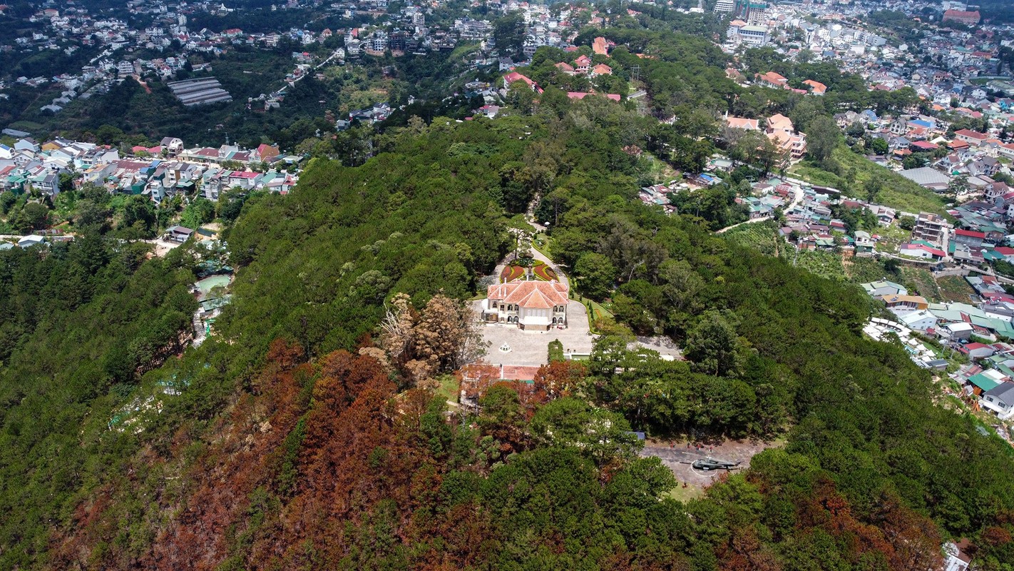 Hien trang Dinh I o Da Lat sap thu hoi