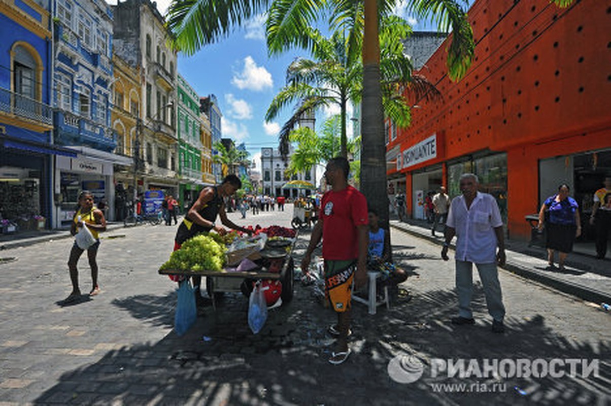 Chon an choi o Brazil day mau sac nghe thuat-Hinh-3