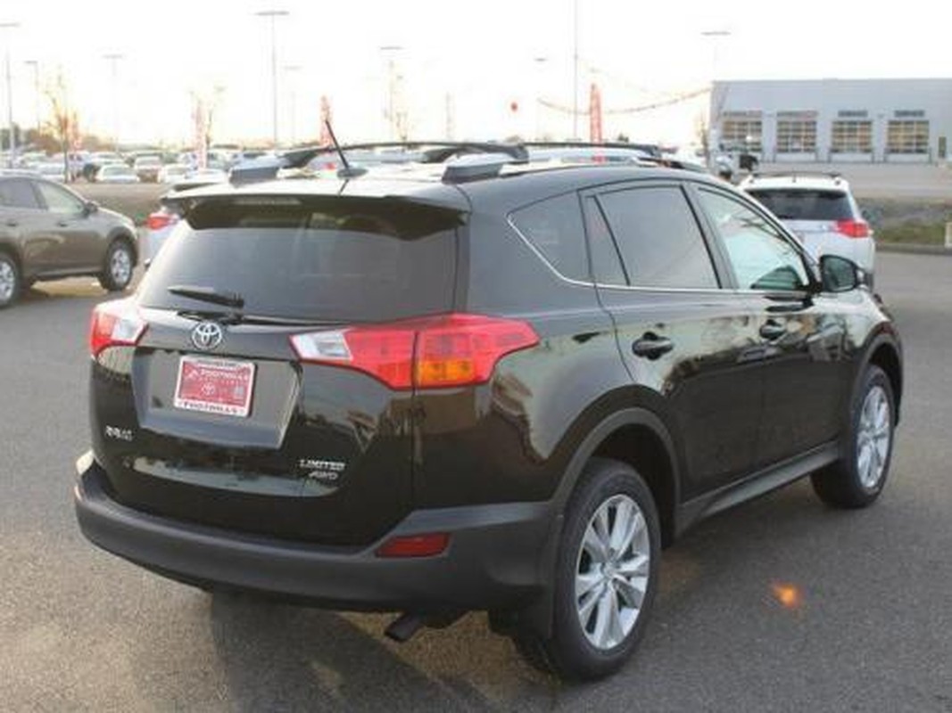 Gia Toyota Rav4 2014 2 ty sap chao hang tai thi truong VN-Hinh-3