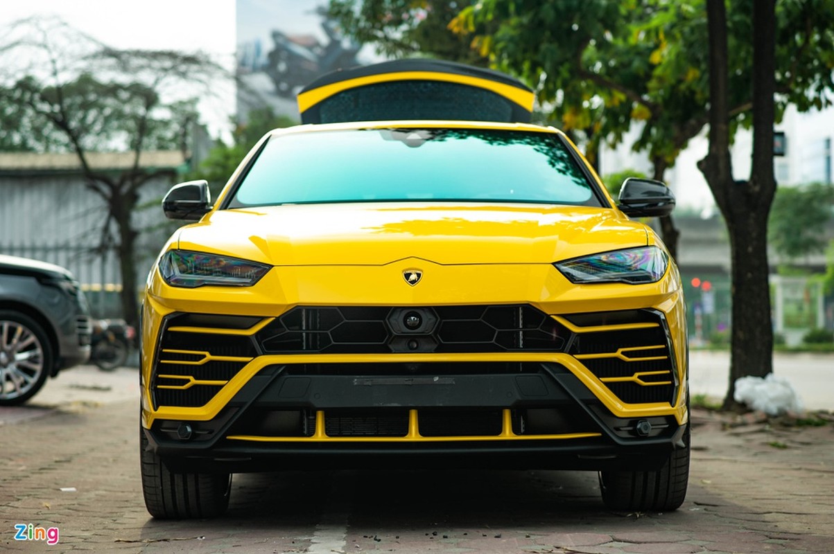 Lamborghini Urus phien ban 4 cho ngoi dau tien tai VN-Hinh-8