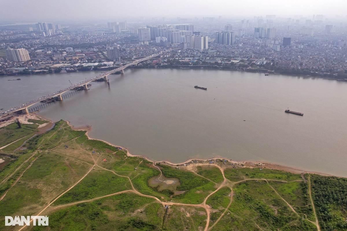 La mat ngam nhin 10 dong song chay qua Ha Noi tu tren cao