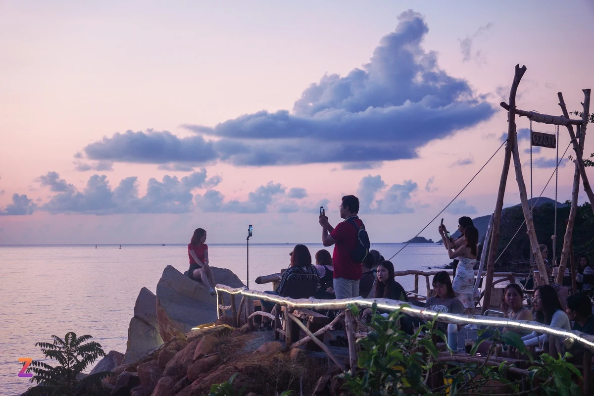 View - 	Dậy từ 4h sáng, check-in nơi ngắm bình minh đẹp nhất Côn Đảo