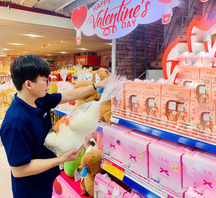Hoa, qua ha gia 'ngong' khach trong ngay Valentine-Hinh-14
